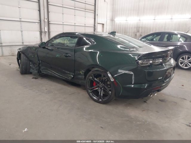 2020 CHEVROLET CAMARO 1G1FE1R72L0105699 Photo 2