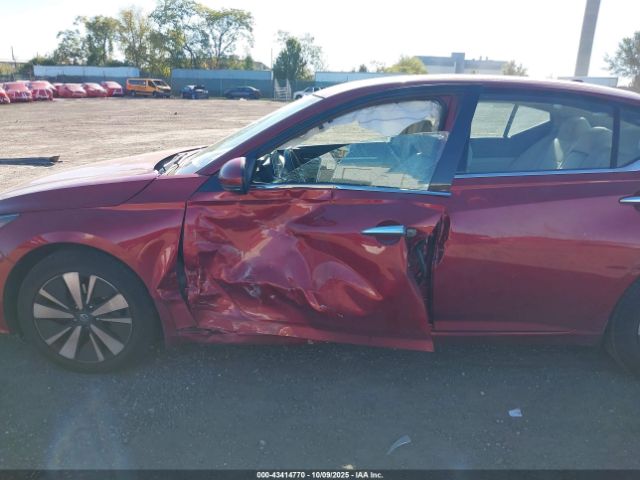 2019 NISSAN ALTIMA 1N4BL4DV0KC114892 Photo 5