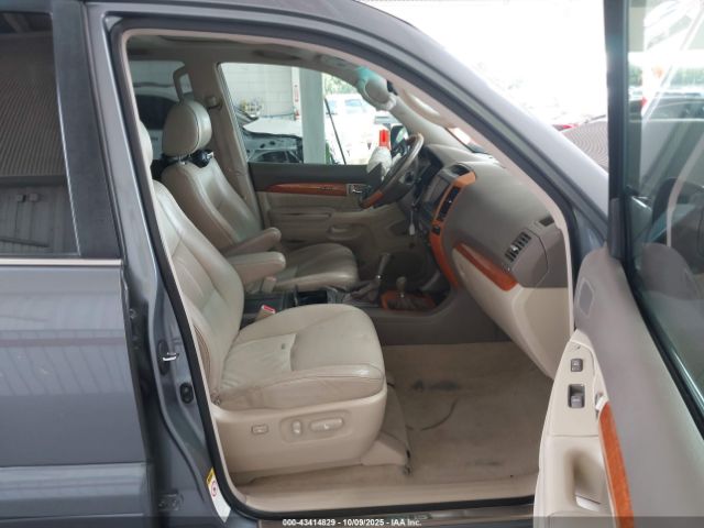 2005 LEXUS GX 470 JTJBT20X550076939 Photo 4
