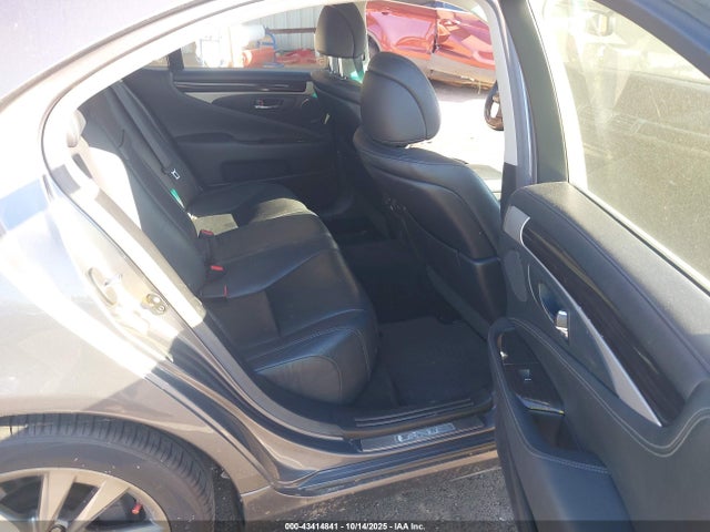 43414841 :رقم المزاد ، JTHBL5EF4E5132424 vin ، 2014 Lexus Ls 460 مزاد بيع