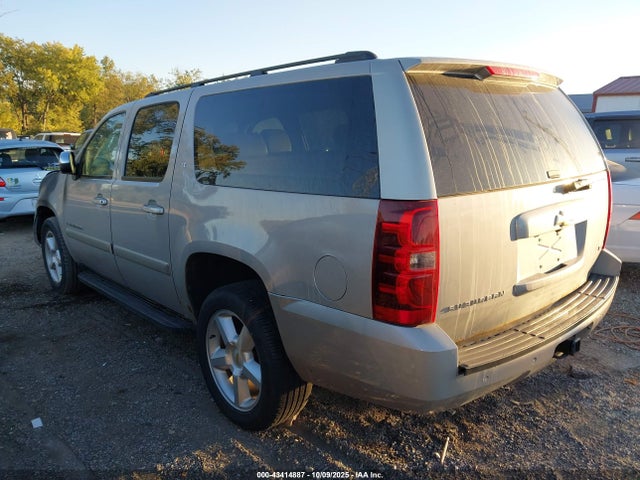 2008 CHEVROLET SUBURBAN 1500 1GNFK16378J216226 Photo 2