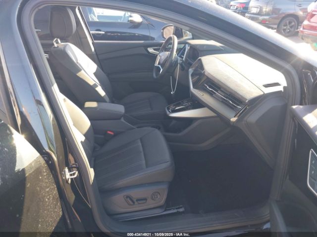 2024 AUDI Q4 E-TRON WA1MUBFZ3RP045519 Photo 4
