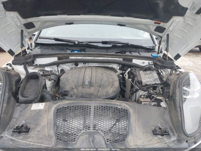 2021 PORSCHE MACAN WP1AA2A58MLB07422 Photo 9