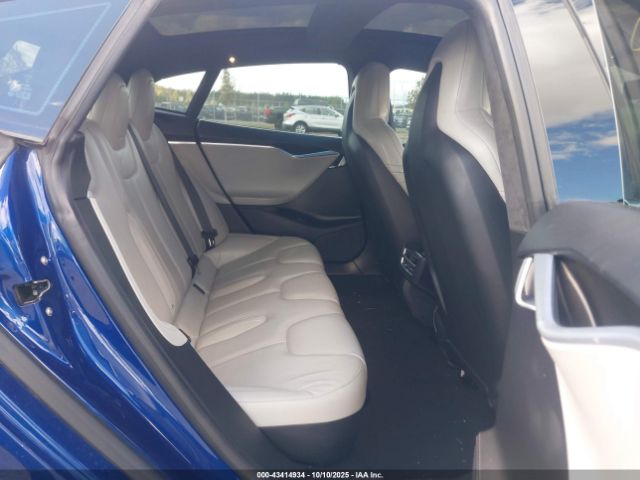 2016 TESLA MODEL S 5YJSA1E27GF130584 Photo 7
