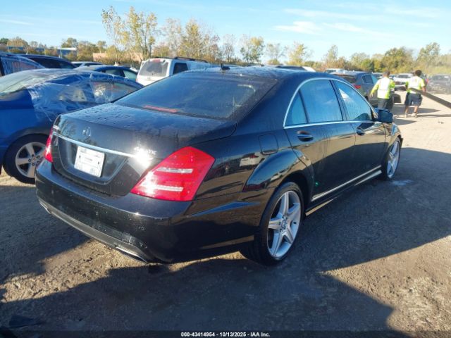 2011 MERCEDES-BENZ S 550 WDDNG8GB9BA373855 Photo 3