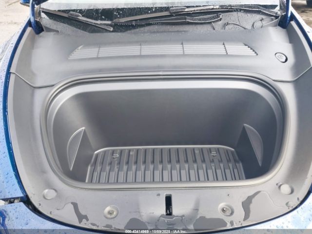 2025 TESLA MODEL Y 7SAYGDEE8SA364648 Photo 9