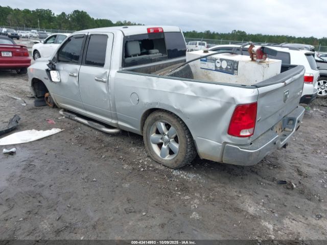 2016 RAM 1500 1C6RR6GT6GS319229 Photo 2