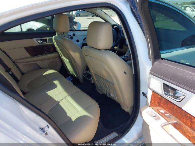 2013 JAGUAR XF SAJWA0E71D8S71008 Photo 7