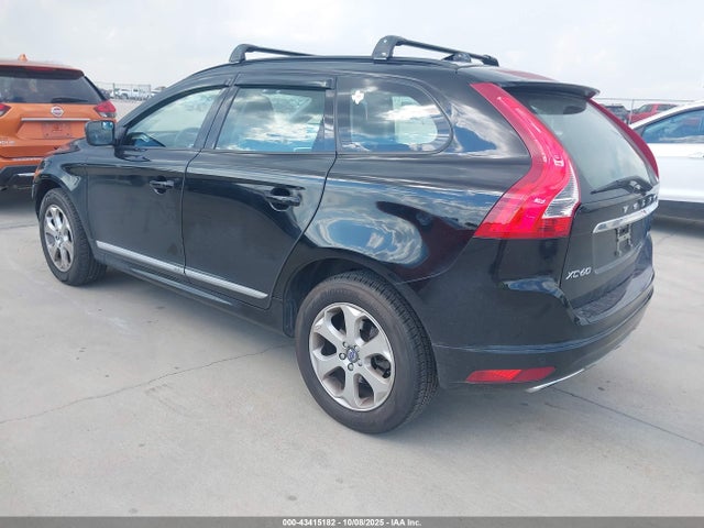 2016 VOLVO XC60 YV440MDJXG2849611 Photo 2