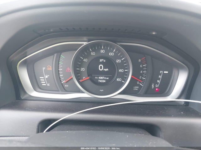 2016 VOLVO XC60 YV440MDJXG2849611 Photo 6