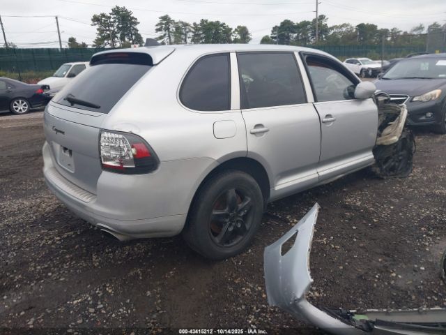 2005 PORSCHE CAYENNE WP1AA29P35LA22379 Photo 3