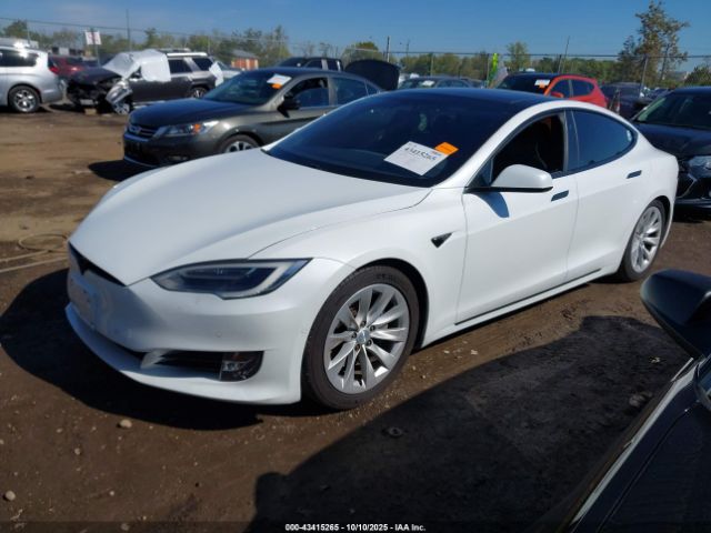 2017 TESLA MODEL S 5YJSA1E2XHF187590 Photo 1
