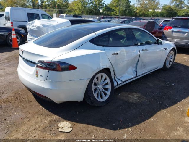 2017 TESLA MODEL S 5YJSA1E2XHF187590 Photo 3