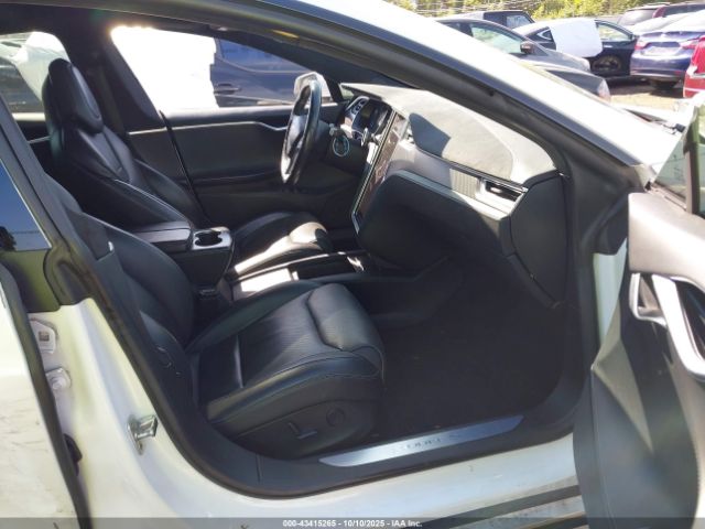 2017 TESLA MODEL S 5YJSA1E2XHF187590 Photo 4
