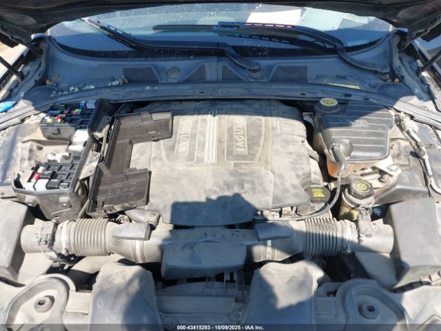 2011 JAGUAR XF SAJWA0FB0BLS10228 Photo 9