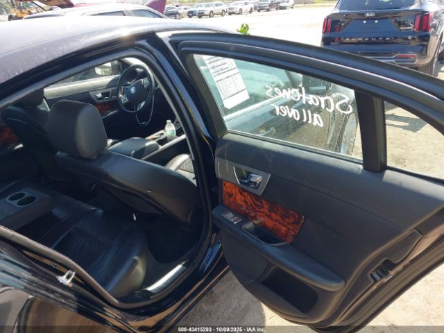 2011 JAGUAR XF SAJWA0FB0BLS10228 Photo 7