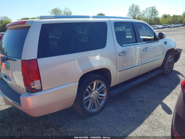2013 CADILLAC ESCALADE ESV 1GYS4KEF6DR139888 Photo 3