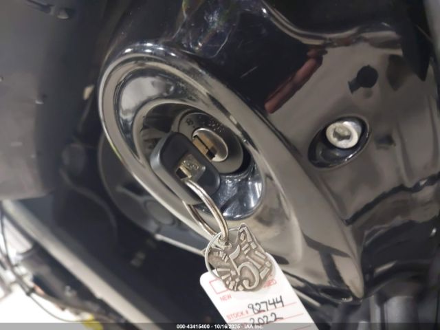 2022 INDIAN MOTORCYCLE CO. SCOUT 56KMSA112N3183829 Photo 10