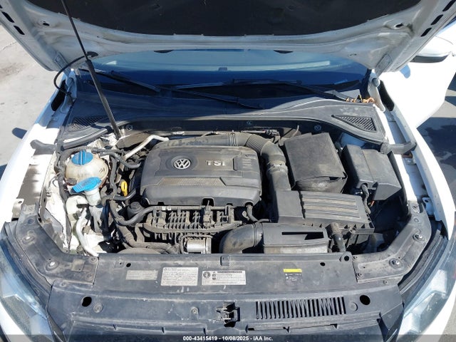 Volkswagen 2015 2015 1VWAT7A38FC081525 Image 6