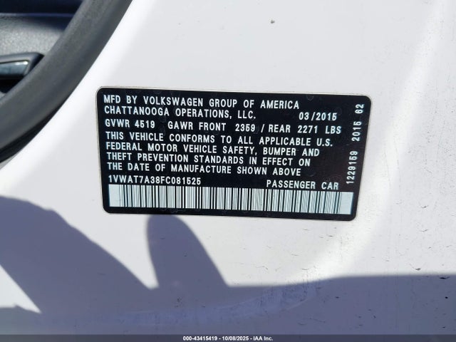 Volkswagen 2015 2015 1VWAT7A38FC081525 Image 9