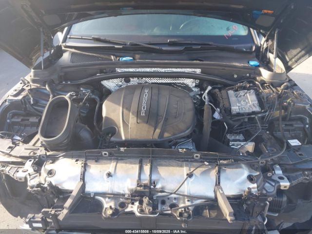 2021 PORSCHE MACAN WP1AA2A54MLB10754 Photo 9