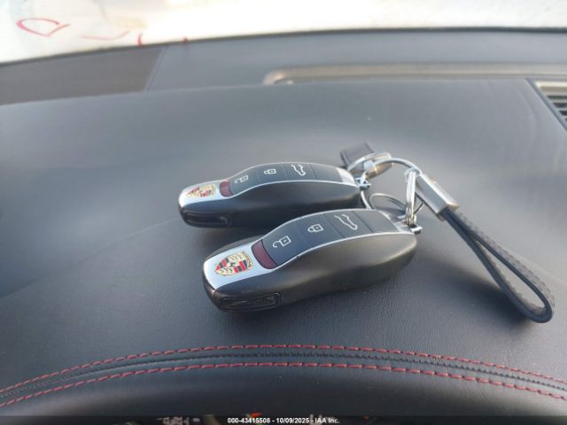 2021 PORSCHE MACAN WP1AA2A54MLB10754 Photo 10