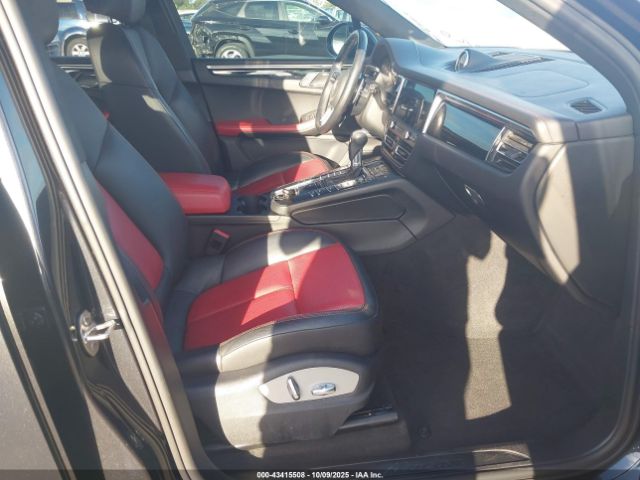 2021 PORSCHE MACAN WP1AA2A54MLB10754 Photo 4