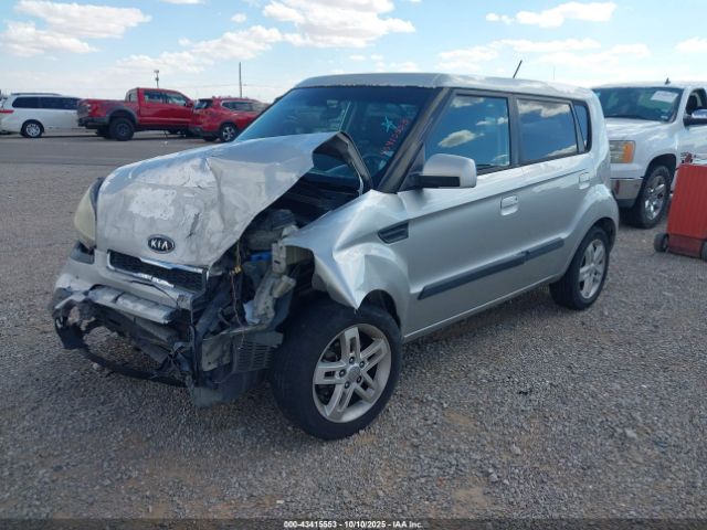 2010 KIA SOUL KNDJT2A2XA7140749 Photo 1