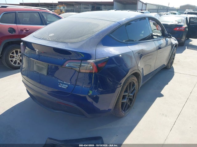 2024 TESLA MODEL Y 7SAYGDEE3RA307154 Photo 3