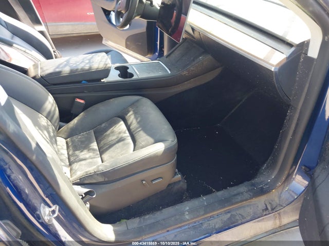 2024 TESLA MODEL Y 7SAYGDEE3RA307154 Photo 4