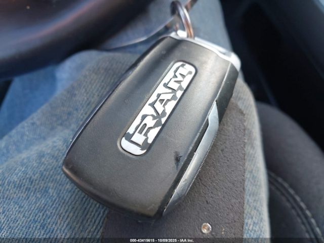 2020 RAM 1500 1C6SRFFT3LN412303 Photo 10