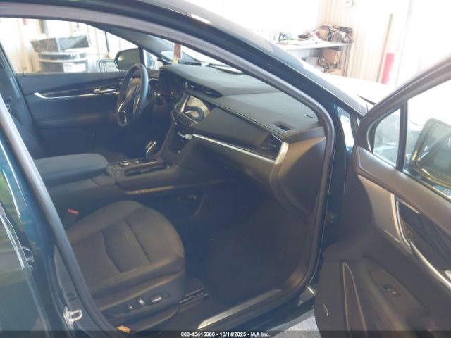 2025 CADILLAC XT5 1GYKNDRS3SZ137447 Photo 4