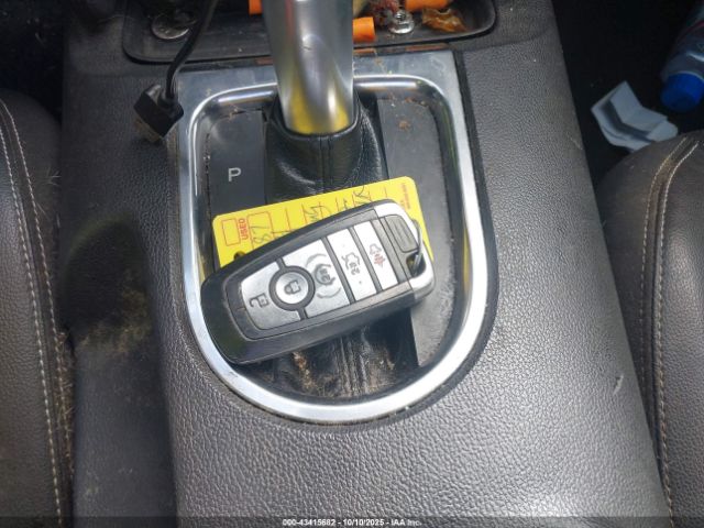 2021 FORD MUSTANG 1FA6P8CFXM5113621 Photo 10