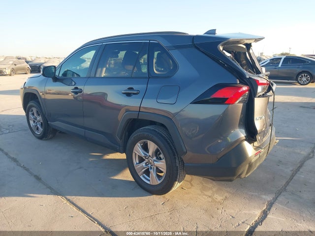 Toyota Rav4 Xle 2022 2T3W1RFV9NC185488 Image 3