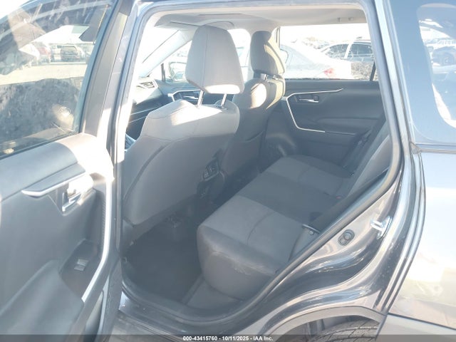 Toyota Rav4 Xle 2022 2T3W1RFV9NC185488 Image 8