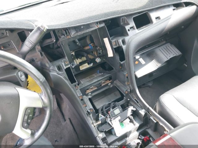 2011 CADILLAC ESCALADE EXT 3GYT4NEF7BG318363 Photo 10