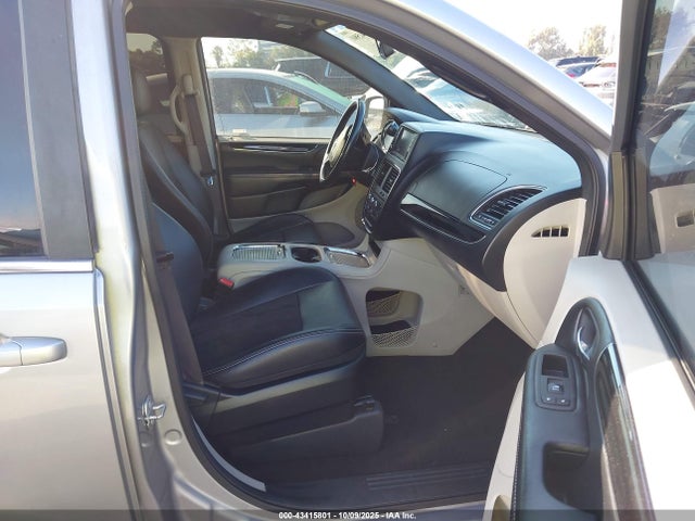 Dodge 2019 2019 2C4RDGCG1KR518950 Image 5