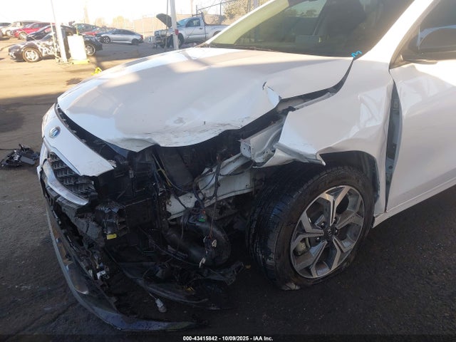 Aukcja sprzedaży 2021 Kia Forte Lxs, vin: 3KPF24AD0ME411280, numer aukcji: 43415842