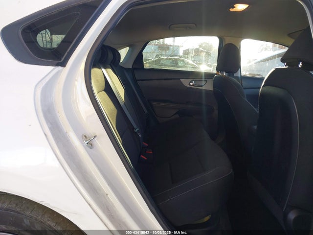 Aukcja sprzedaży 2021 Kia Forte Lxs, vin: 3KPF24AD0ME411280, numer aukcji: 43415842