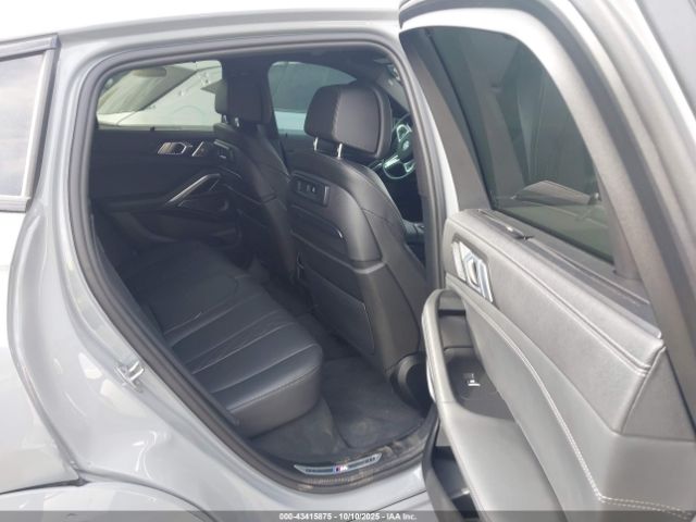 2022 BMW X6 5UXCY8C01N9J87217 Photo 7