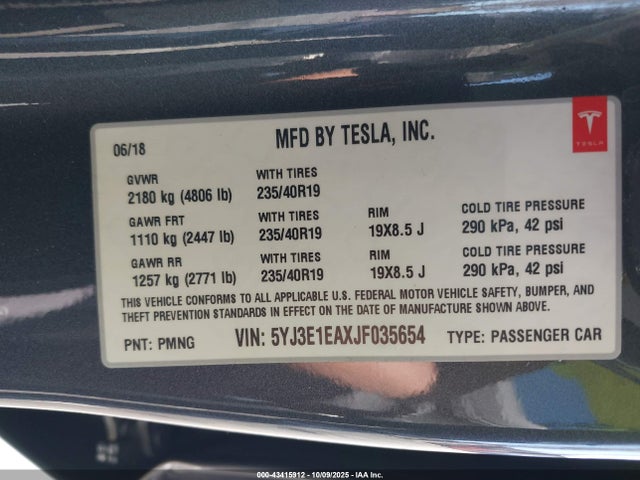 2018 TESLA MODEL 3 5YJ3E1EAXJF035654 Photo 8