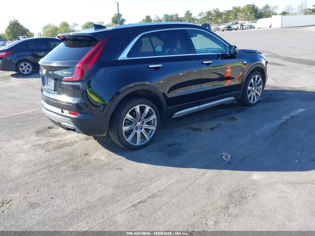 2019 CADILLAC XT4 1GYFZDR47KF148010 Photo 3