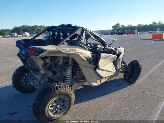 2023 CAN-AM MAVERICK X3 3JBVJAV4XPE000662 Photo 3
