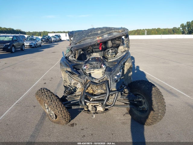 2023 CAN-AM MAVERICK X3 3JBVJAV4XPE000662 Photo 4