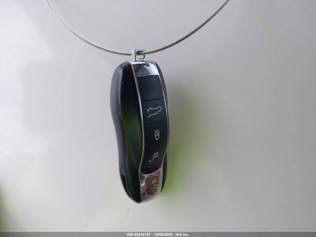 2011 PORSCHE CAYENNE WP1AB2A27BLA44202 Photo 10