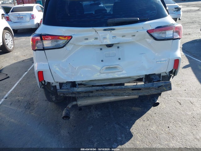 Ford Escape 2020 1FMCU0F62LUA35581 Image 6
