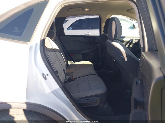 Ford Escape 2020 1FMCU0F62LUA35581 Image 8
