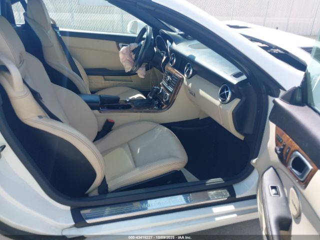 2015 MERCEDES-BENZ SLK 250 WDDPK4HA6FF097441 Photo 4