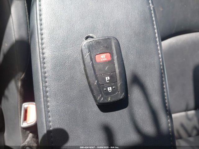 2022 TOYOTA PRIUS JTDKAMFU4N3186820 Photo 10