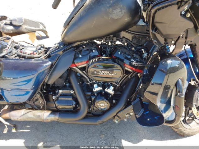 2019 HARLEY-DAVIDSON FLTRXSE 1HD1TCL14KB952765 Photo 7